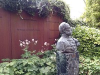 シーボルト博士の銅像