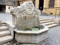 (12) Fontaine de Saint Jean de Malte