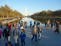 リンカーン記念館からワシントン記念塔