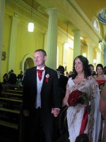 ゴールウェイの教会で結婚式をしていました