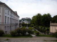 ミラベル公園からホーエンザルツブルク城をみたところ