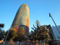 バルセロナの建築(2)　トラ・アグバル