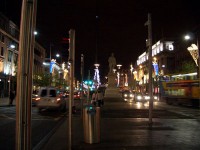 ダブリン市内オコンネル通り夜景
