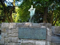 W. B. Yeats に捧げられた記念碑