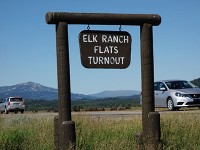 Elk Ranch Flats-道しるべ