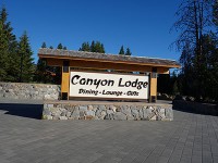Canyon Lodge 入り口