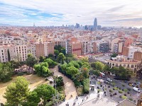 塔からバルセロナ市街が一望できる