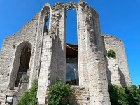 セント・ニコライ教会の廃墟
