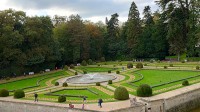 城の正面から見て、左側のカトリーヌ・ド・メディシス（アンリ2世王妃）の庭園。