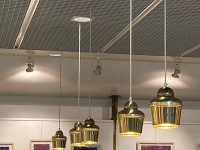 アアルトデザインの店内の照明