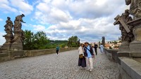 早朝のカレル橋