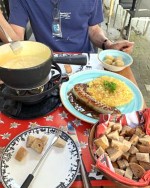 チーズフォンデュとソーセージ