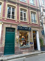 扇子のギャラリー「L’atelier d’ysabel」