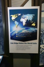 Oak Ridgeは世界平和に役立っている、という主張。