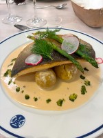 本日のメイン北極イワナArcticCharポテト添え