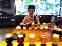 ダナン　ビールテイスティングのお店にて