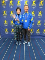 エイジグループ優勝者には翌日素晴らしい賞の授与がありました。私もついでに。