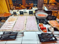 Only You Hotel Atochaの朝食4