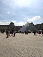 ルーブル美術館