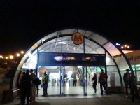メトロのワルシャワ中央駅