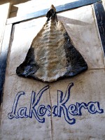 バスクでは干し鱈をよく使う。専門店の看板。