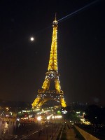 パリ・エッフェル塔ライトアップ