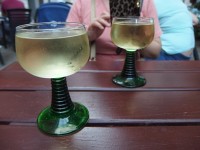 お洒落なグラスのドイツワイン